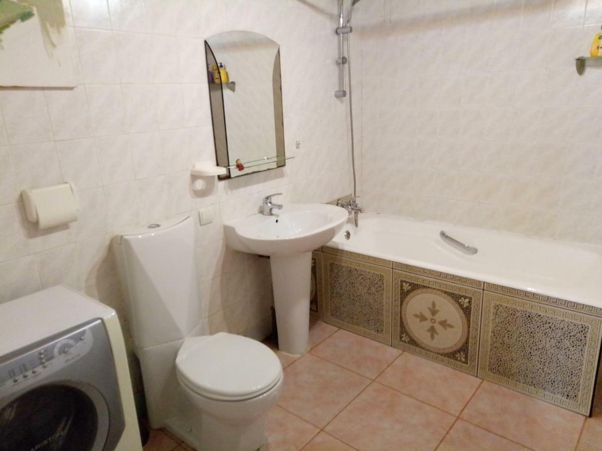 Homestay On Kanatna Street 57 Odessa Luaran gambar