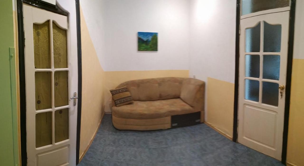 Homestay On Kanatna Street 57 Odessa Luaran gambar