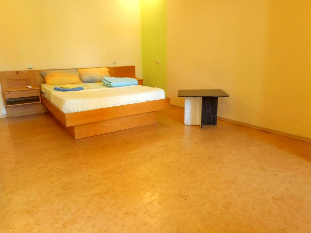 Homestay On Kanatna Street 57 Odessa Luaran gambar